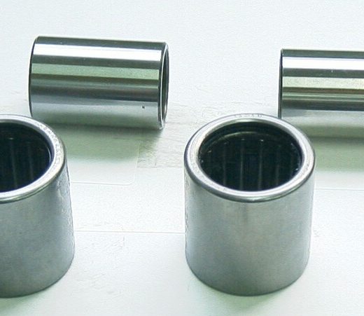 Kit TOURMAX reparación rodamientos de basculante - GSF600S 96-03 GSF1200S 96-02