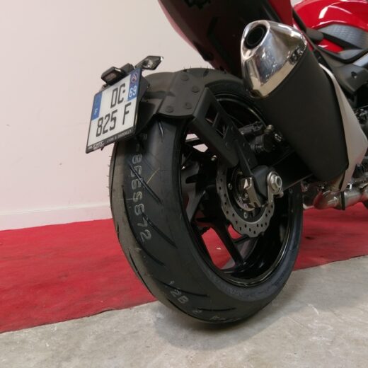 Portamatrículas a la rueda Suzuki GSX-S750 negro