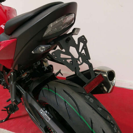 Portamatrículas Suzuki GSX-S750/S1000 negro V PARTS