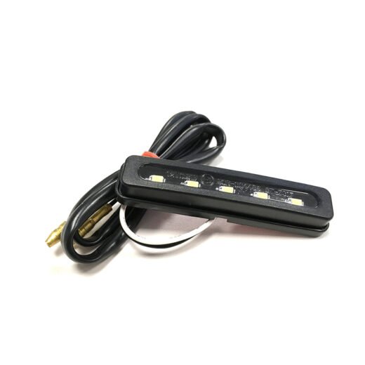 Luz de matricula LED V Parts Universal 12V0.5W 68,5x15mm