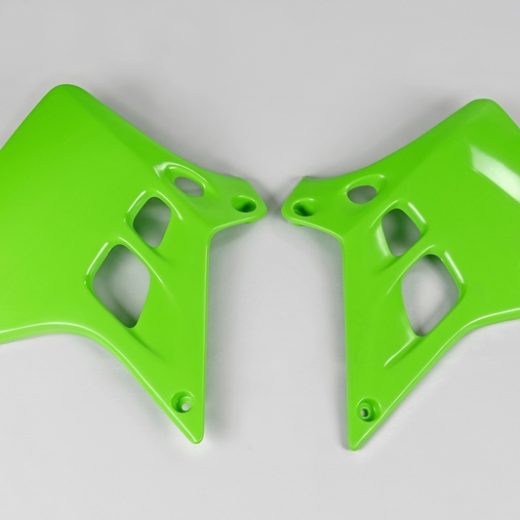 Plásticos laterales de radiador UFO Kawasaki verde KA02728-026