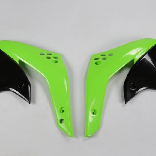 Plásticos laterales de radiador UFO Kawasaki verde KA03784-026