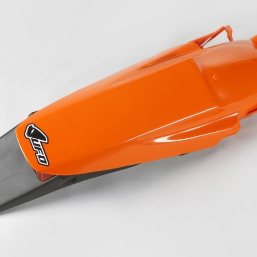 Guardabarros trasero con piloto UFO KTM naranja KT03043-127