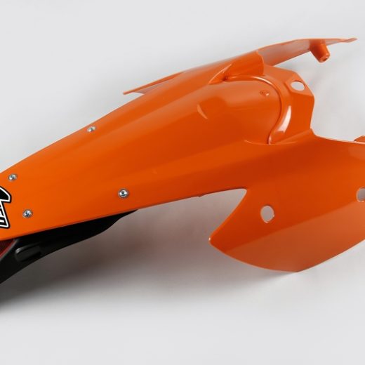 Guardabarros trasero con piloto UFO KTM naranja KT03081-127