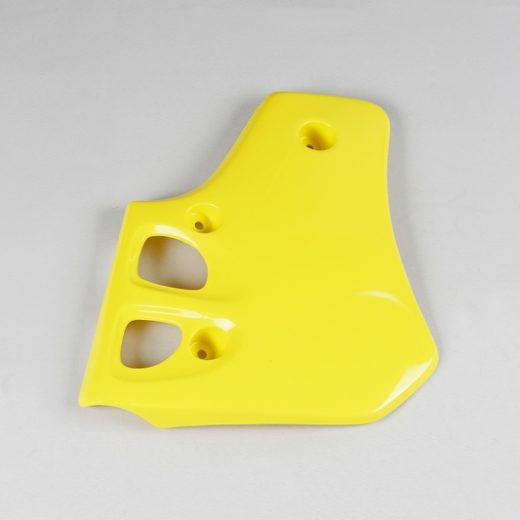 Plásticos laterales de radiador UFO Suzuki amarillo SU03962-101